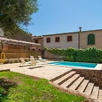 Fabulous Rural House With Views To The Mountains With Swimming Pool
