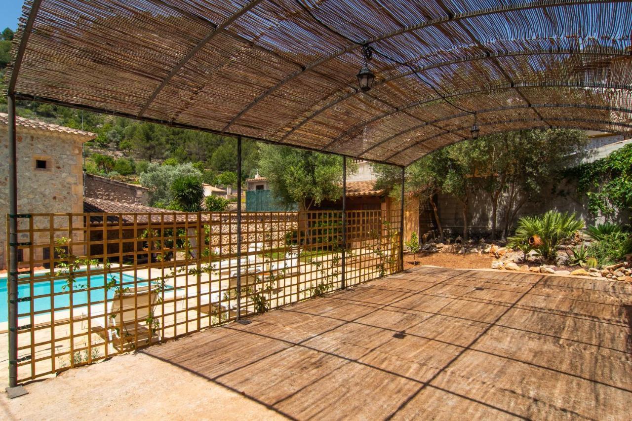 Fabulous Rural House With Views To The Mountains With Swimming Pool