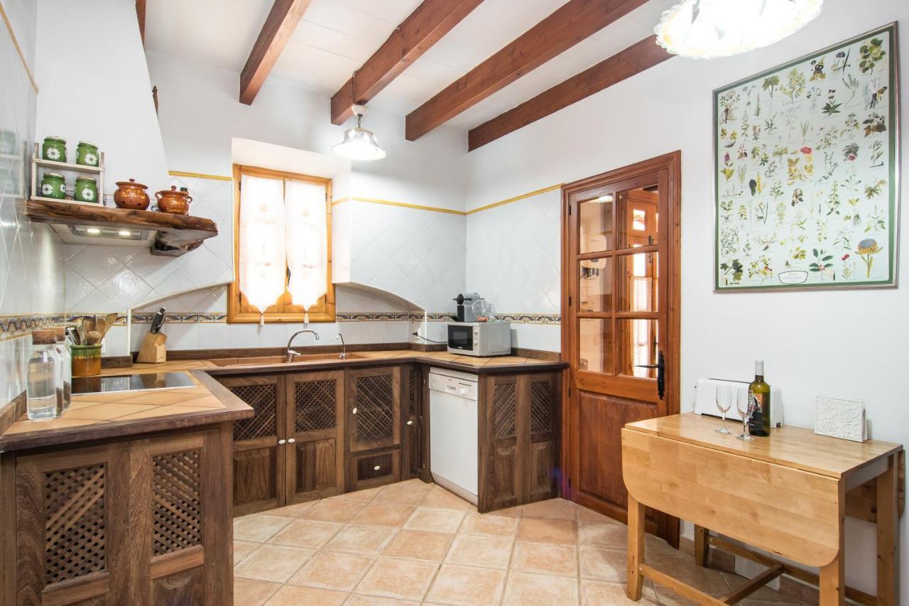 Ferienhaus Fabulous Rural House With Views To The Mountains With Swimming Pool Caimari
