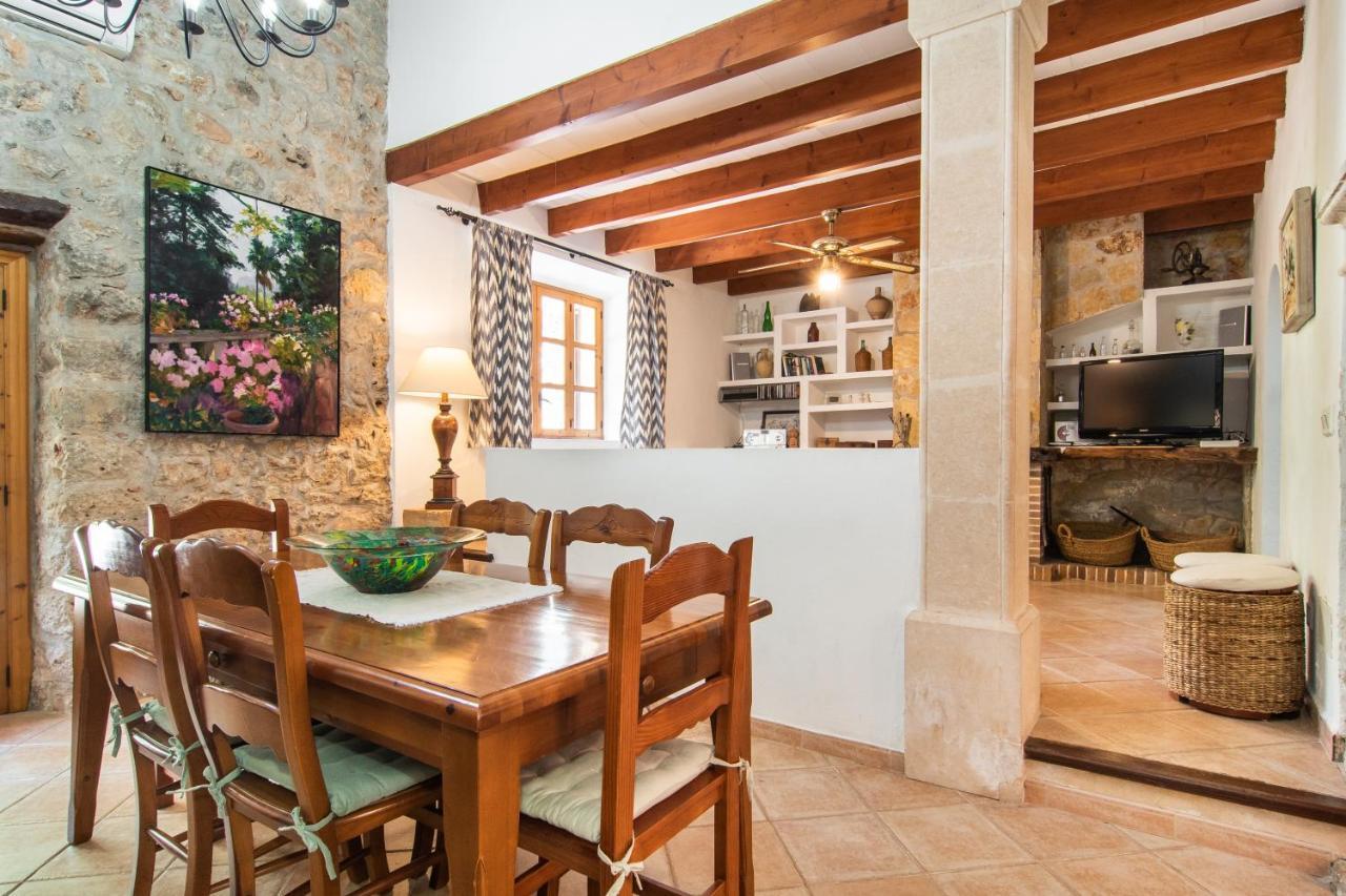 Fabulous Rural House With Views To The Mountains With Swimming Pool Ferienhaus *